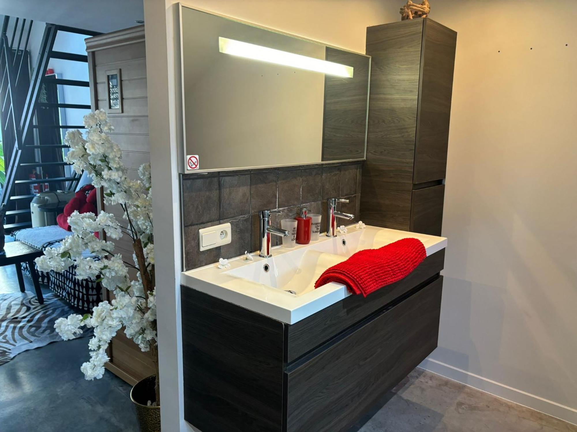 安特卫普Wellness Loft With Sauna, Jacuzzi, Roof Terrace & Amazing View公寓 外观 照片